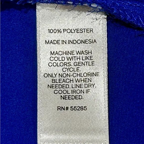 Express Royal Blue Sleeveless Portofino Shirt, Size M - Picture 5 of 5